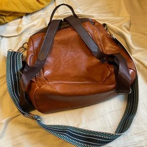 Cognac colored Faux leather bag with padded strap